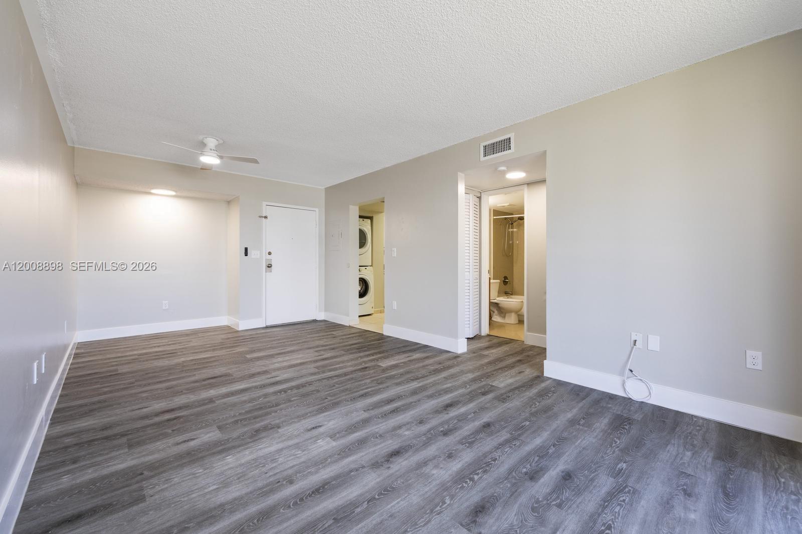 8320 NW 8th St # 213 Unit: 2-213