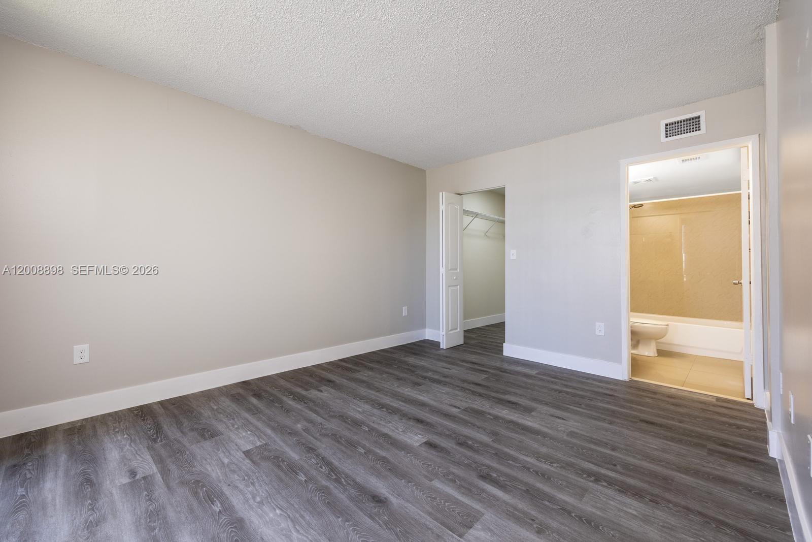 8320 NW 8th St # 213 Unit: 2-213