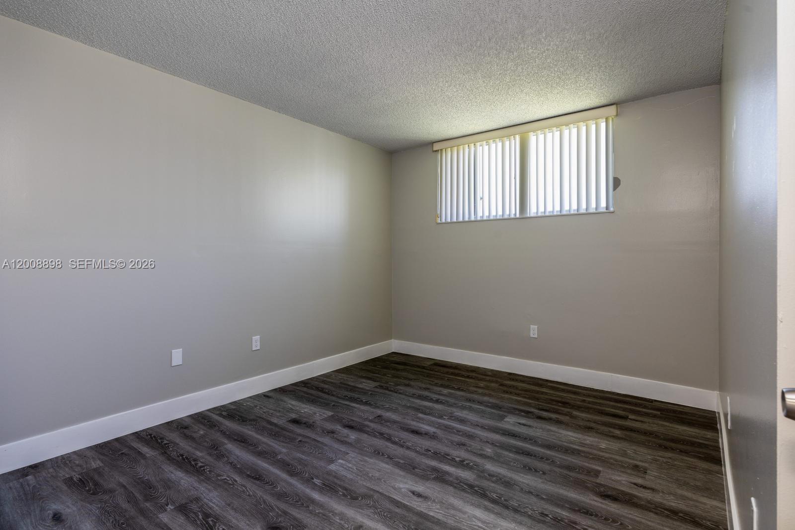 8320 NW 8th St # 213 Unit: 2-213
