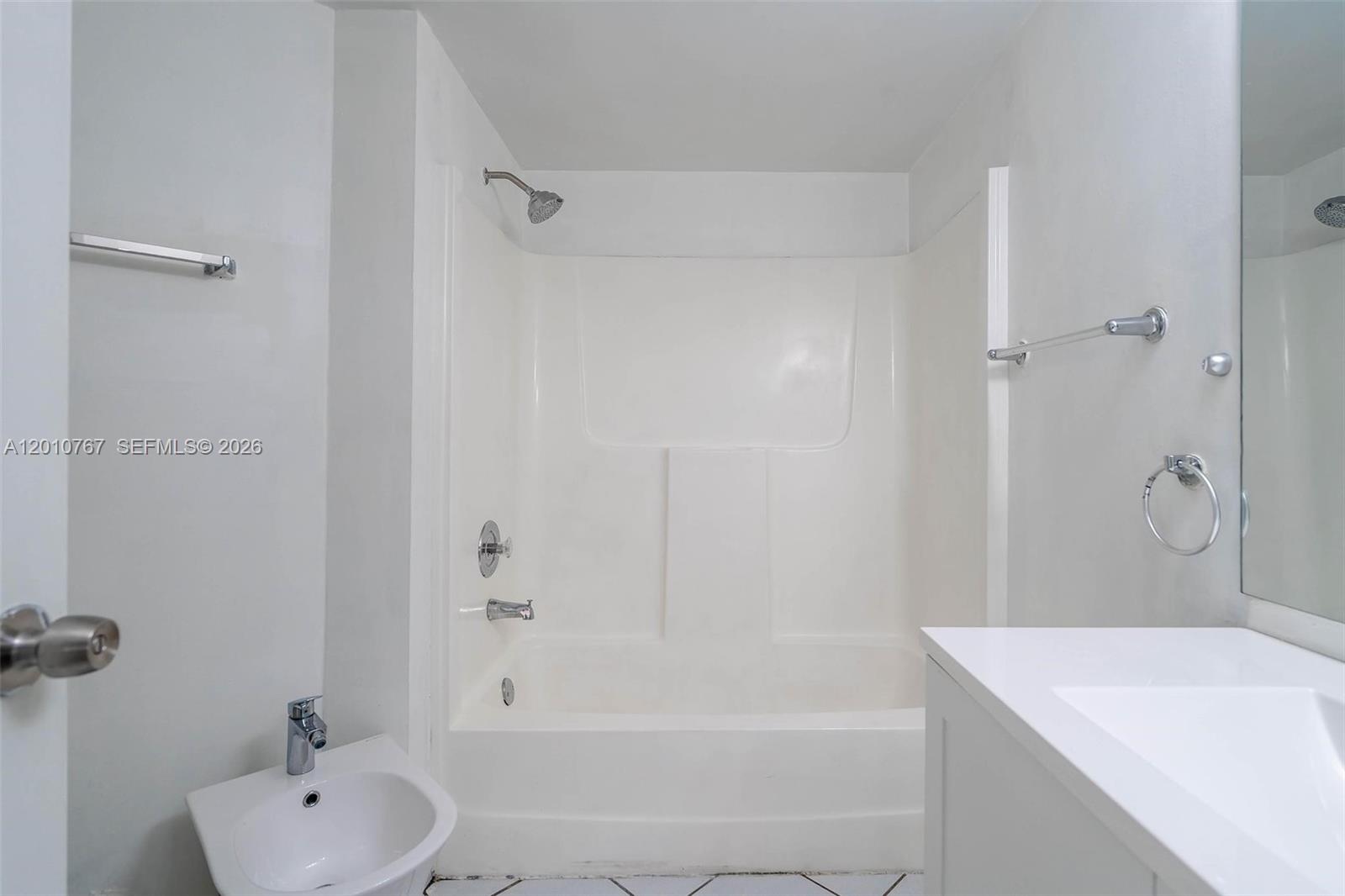 9431 Fontainebleau Blvd # 112