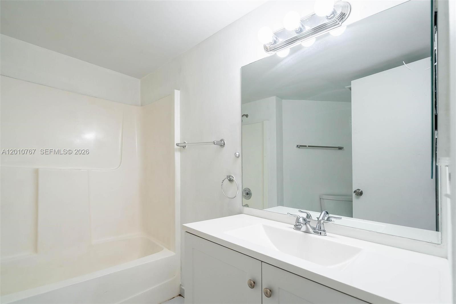 9431 Fontainebleau Blvd # 112