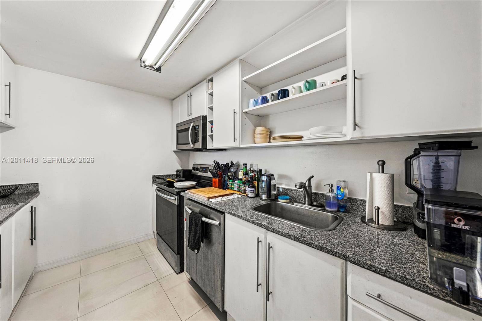 275 NE 18th St # 708