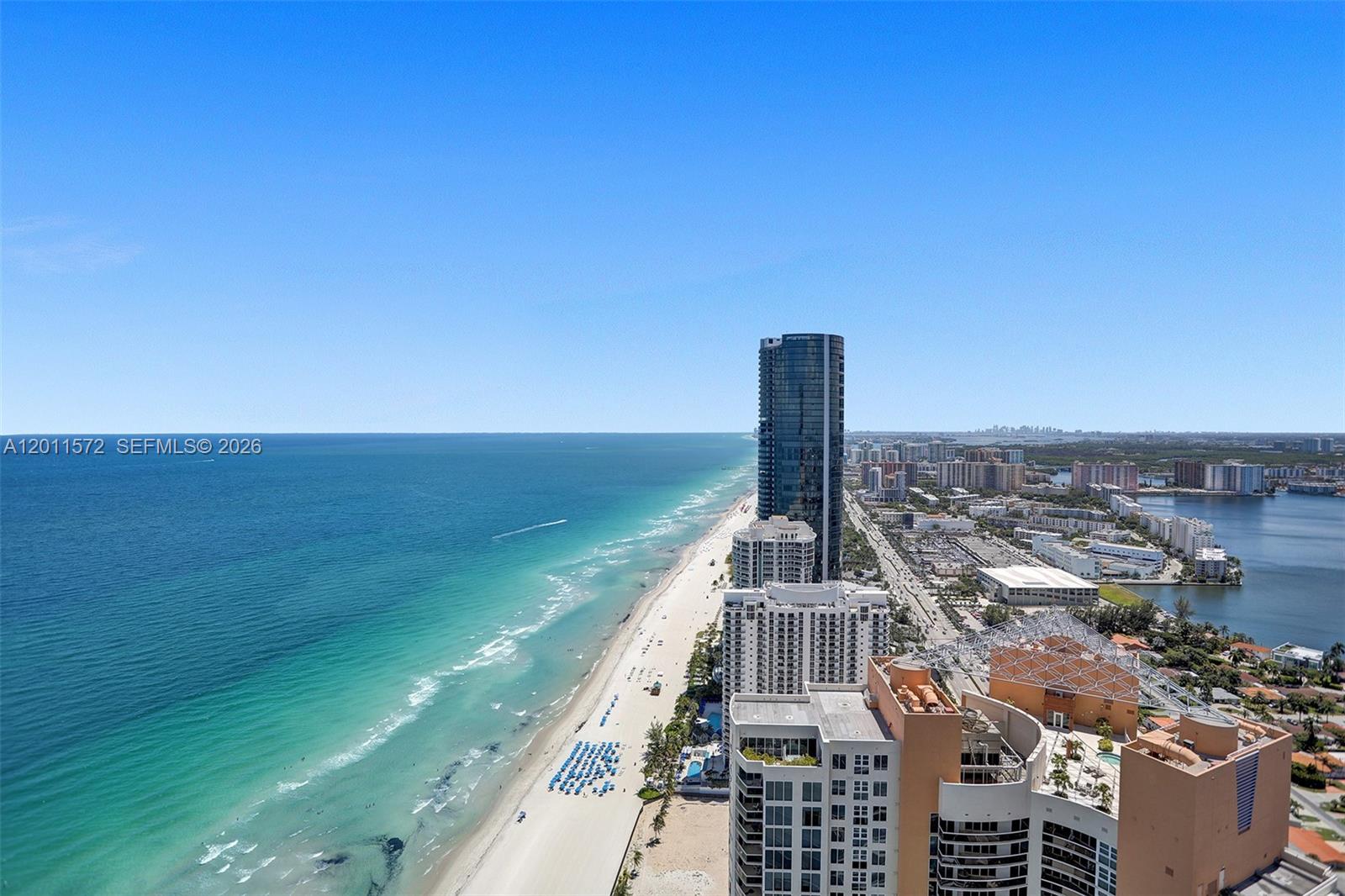 18975 Collins Ave # 4302