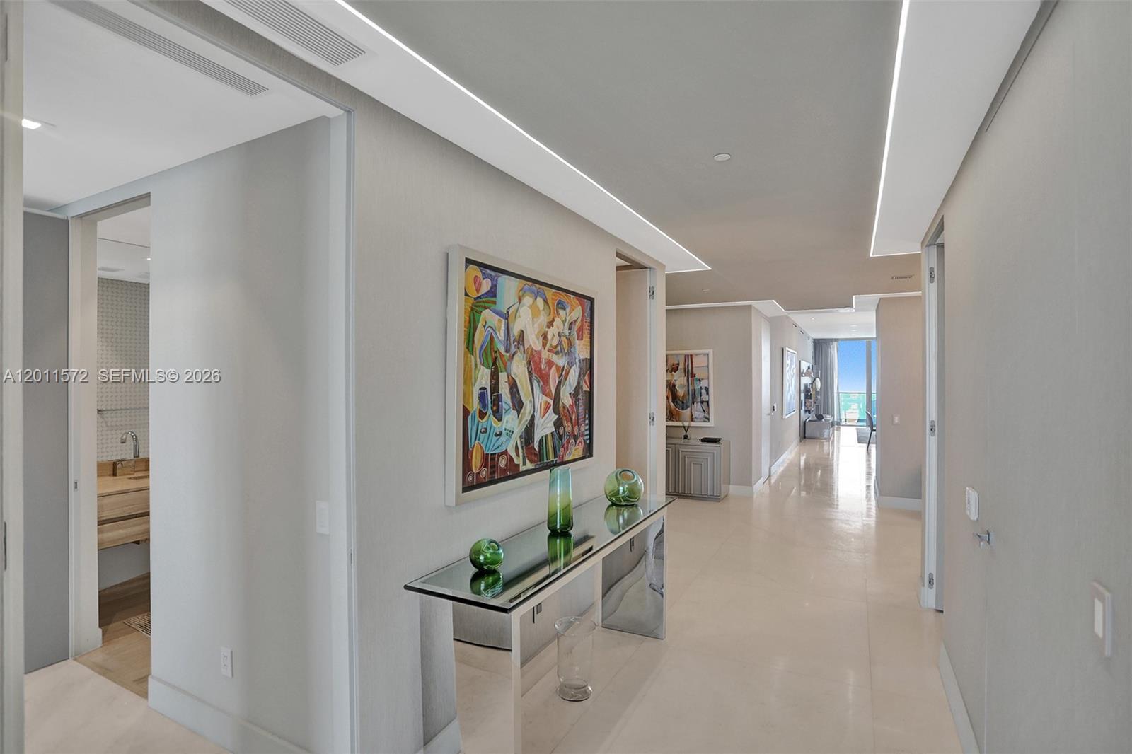 18975 Collins Ave # 4302