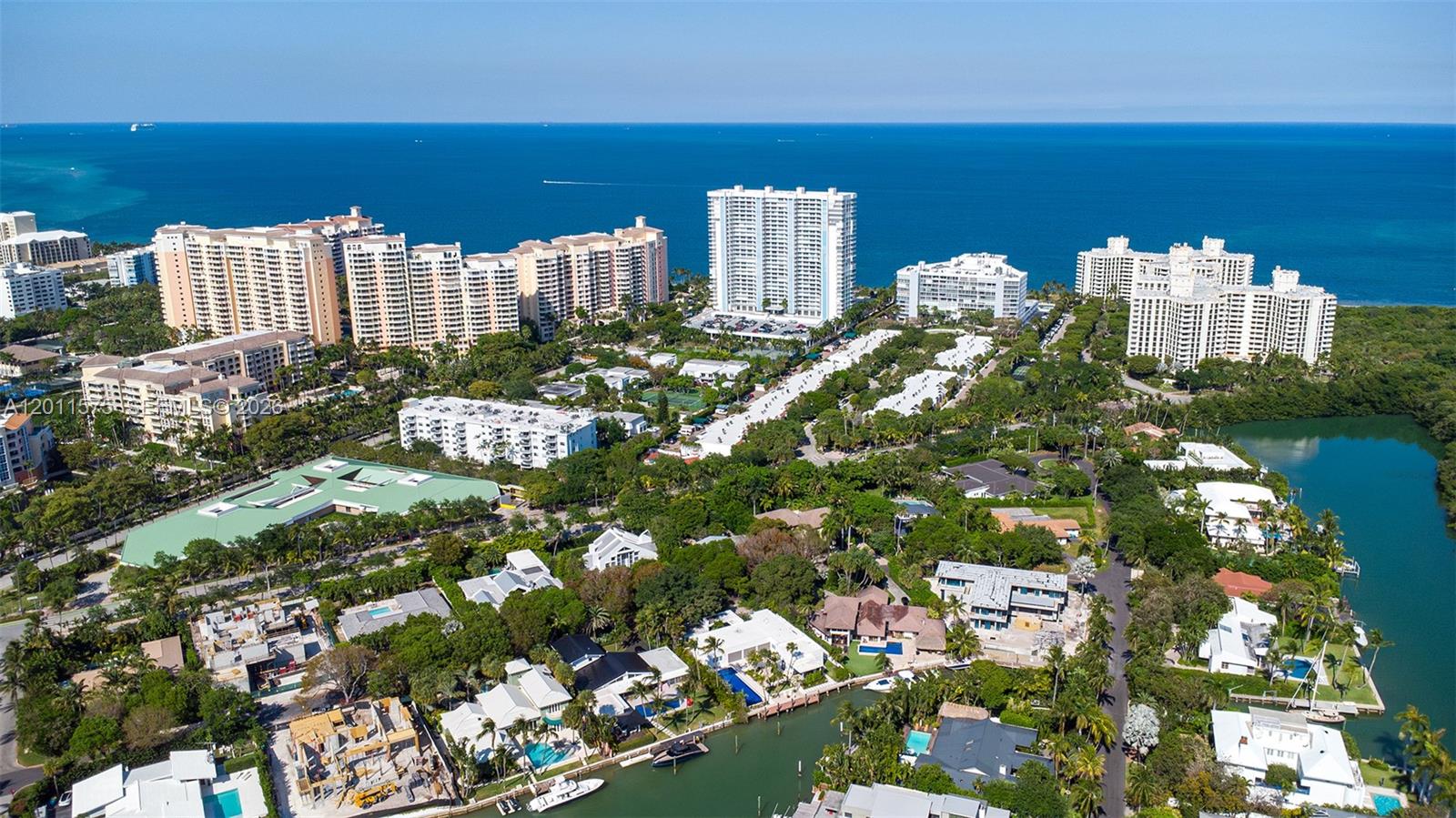 881 Ocean Dr # 7D