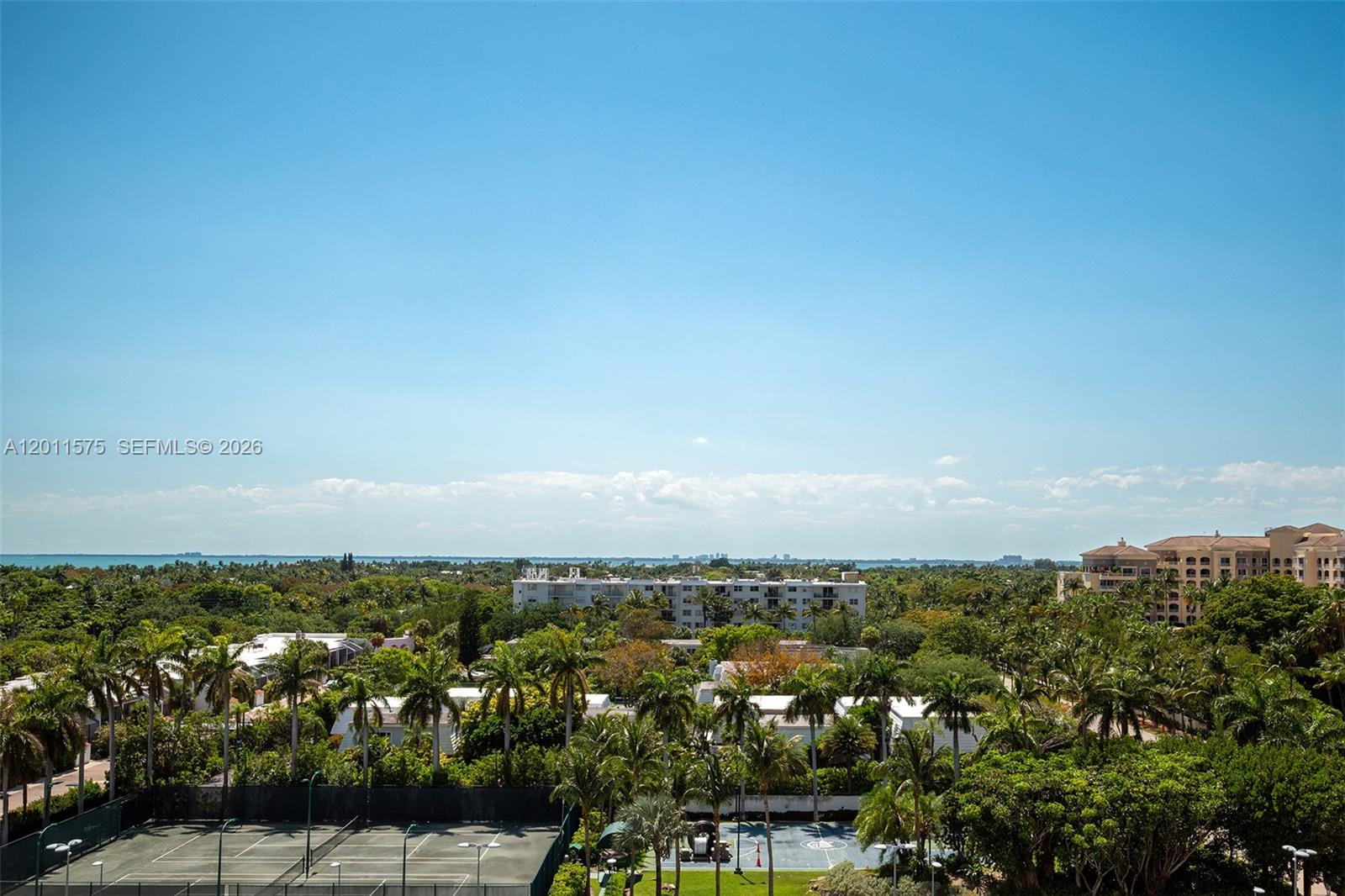 881 Ocean Dr # 7D
