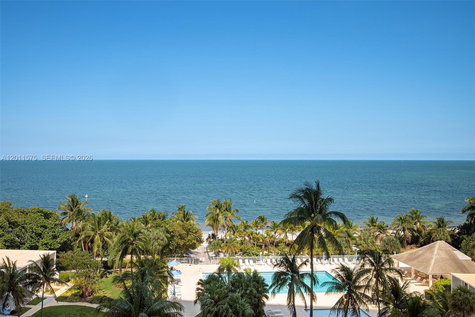 881 Ocean Dr # 7D