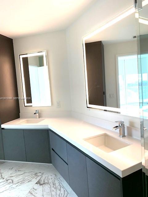 851 NE 1st Ave # 2110
