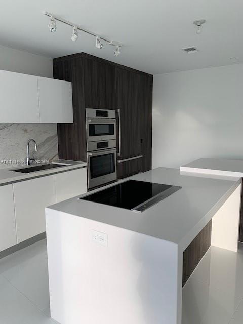 851 NE 1st Ave # 2110