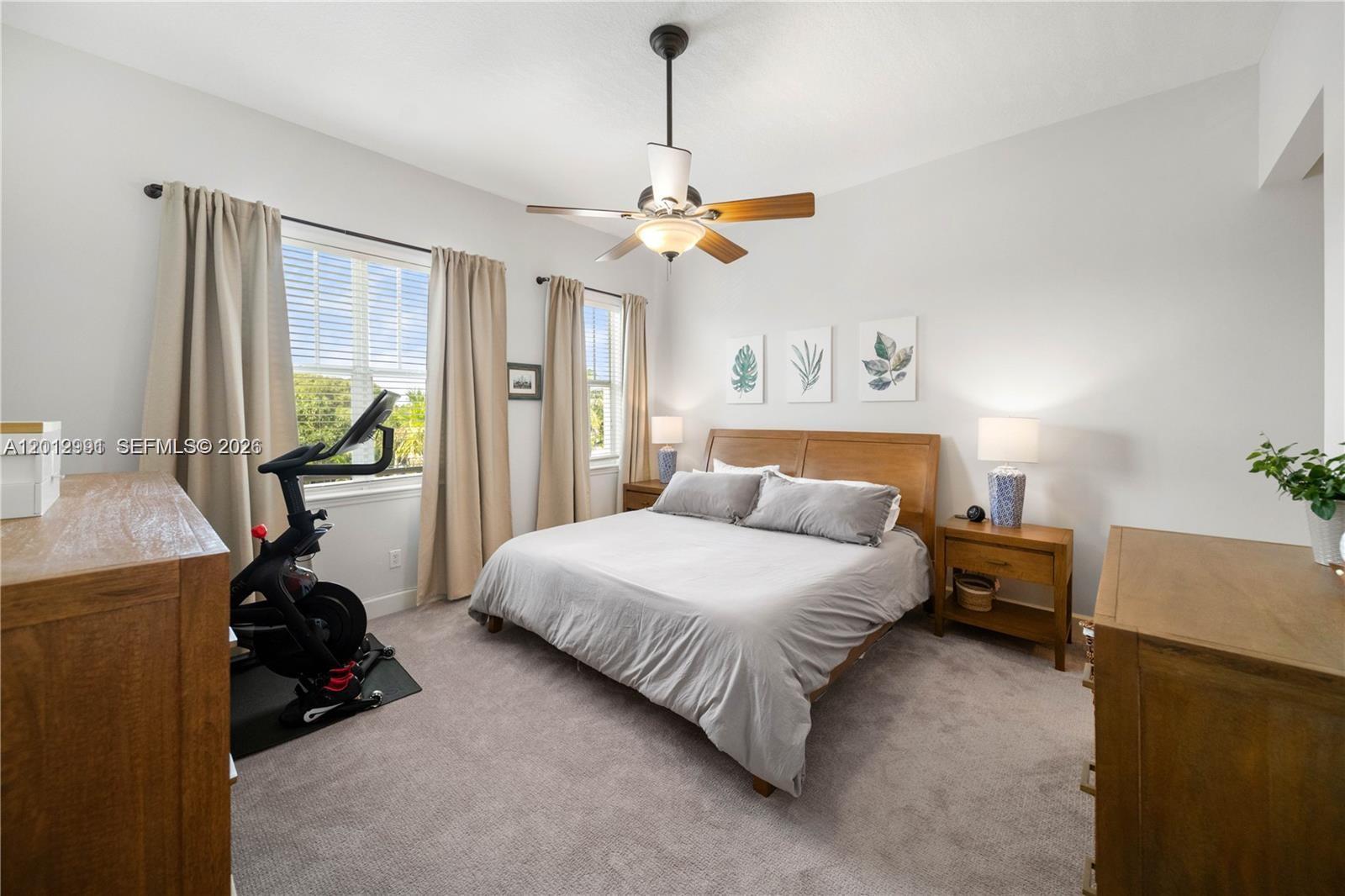 200 NE 2nd Ave # 304