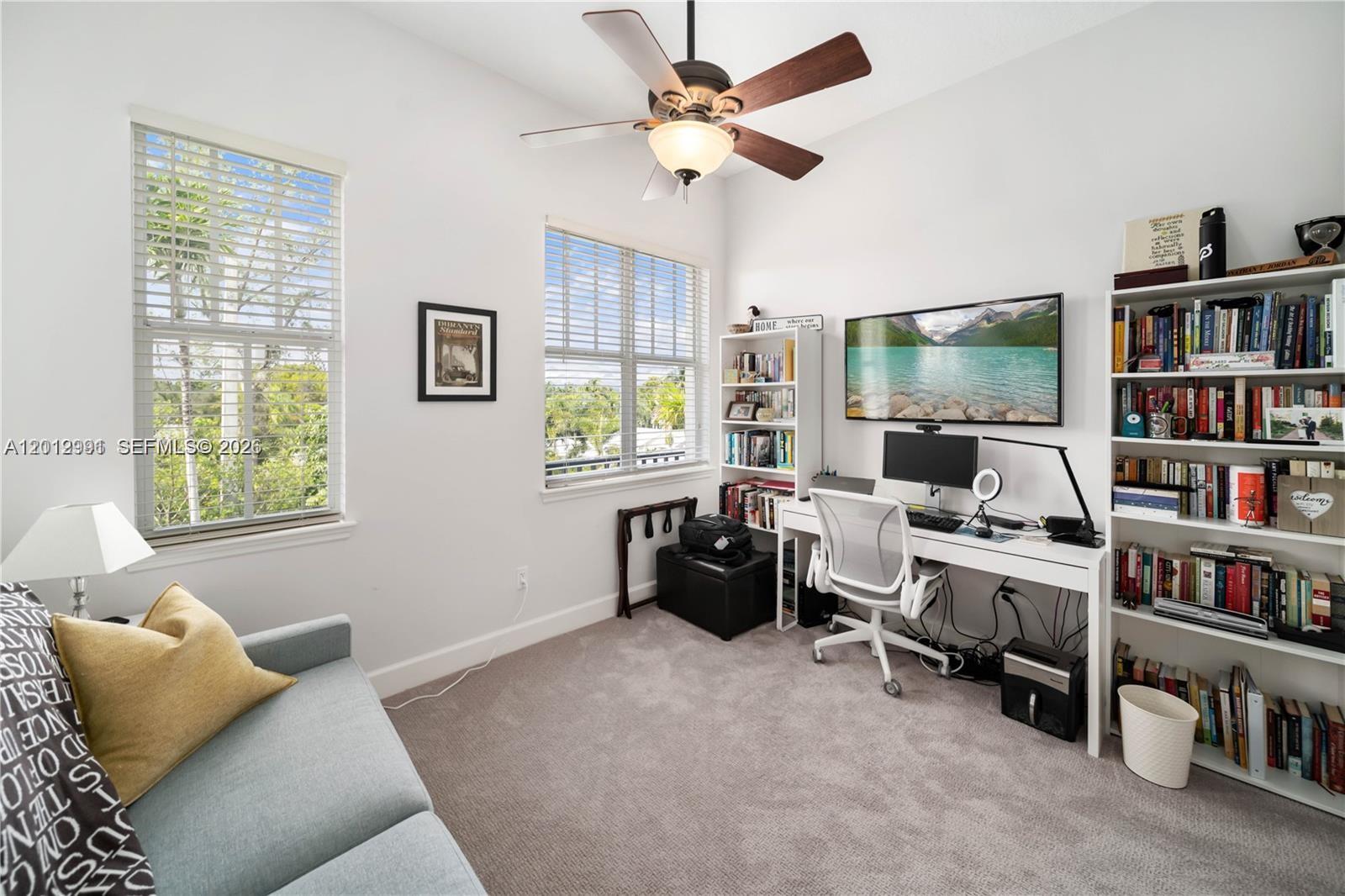200 NE 2nd Ave # 304