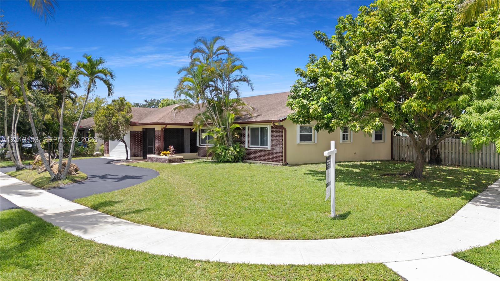 5501 SW 118th Ave