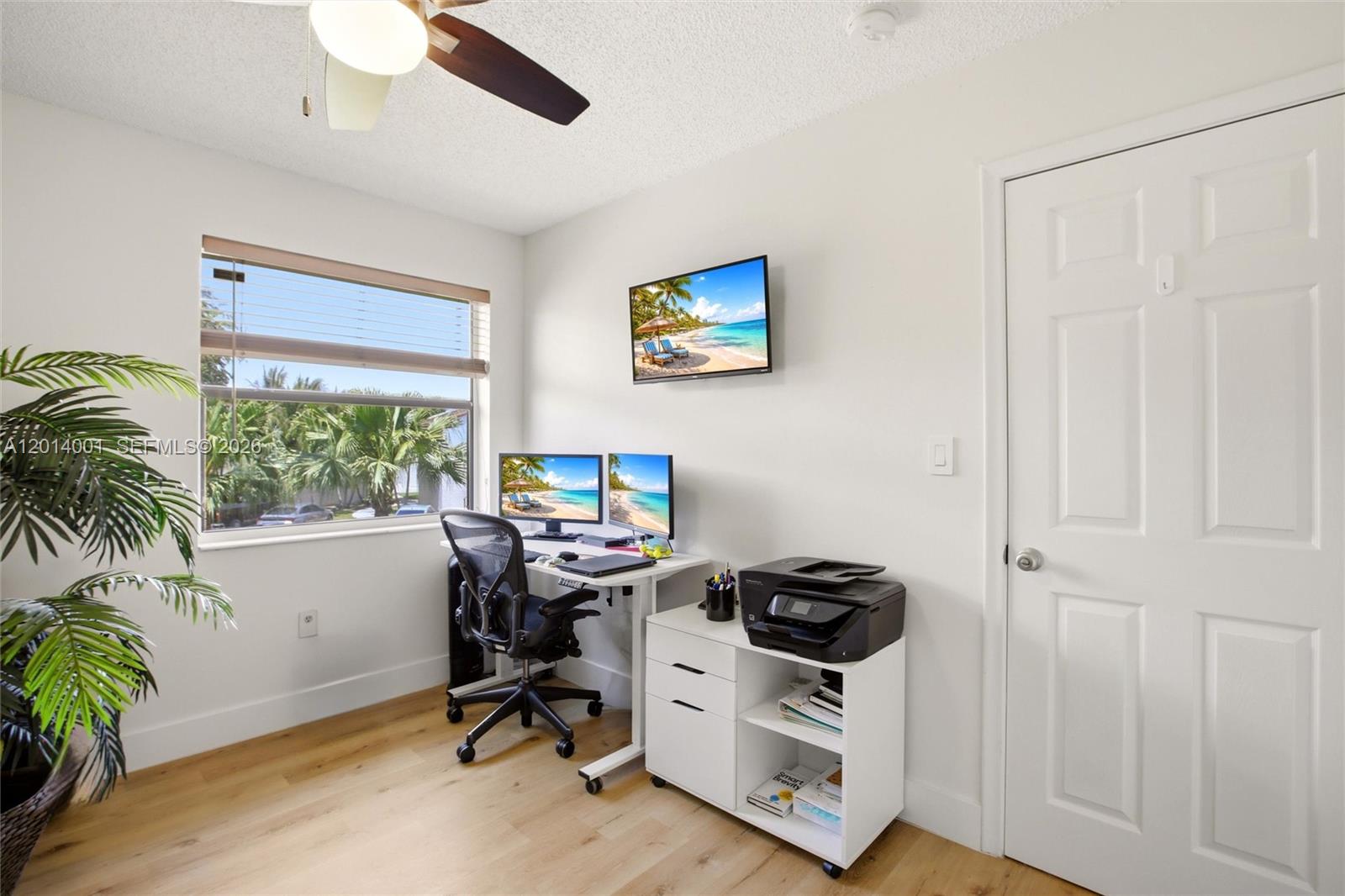 10833 NW 7th St # 22 Unit: 10-22