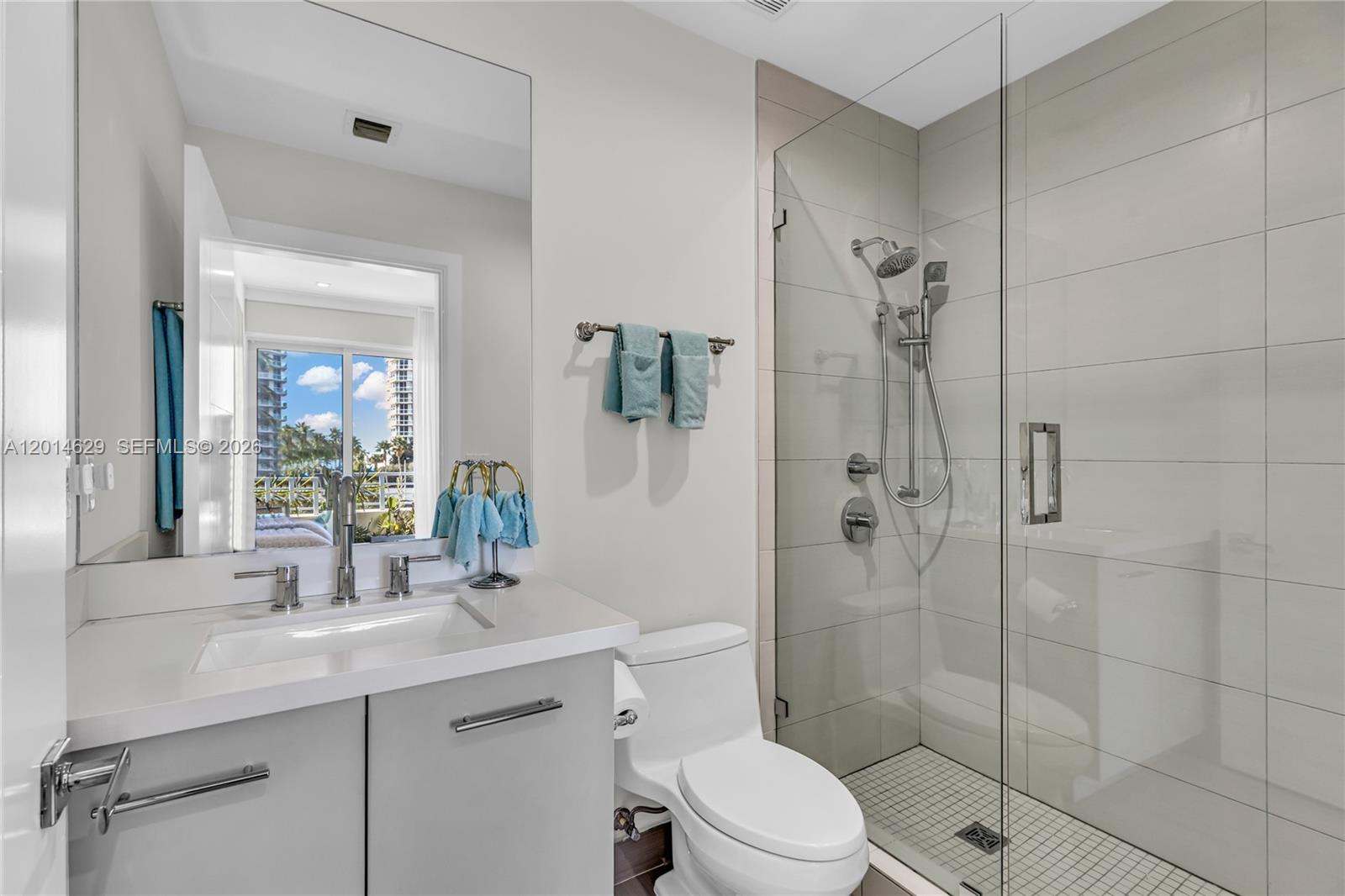 6100 N Ocean Dr # 3N