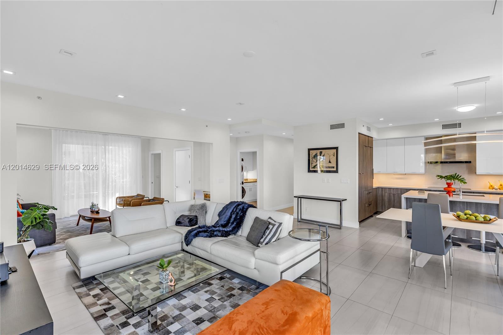 6100 N Ocean Dr # 3N
