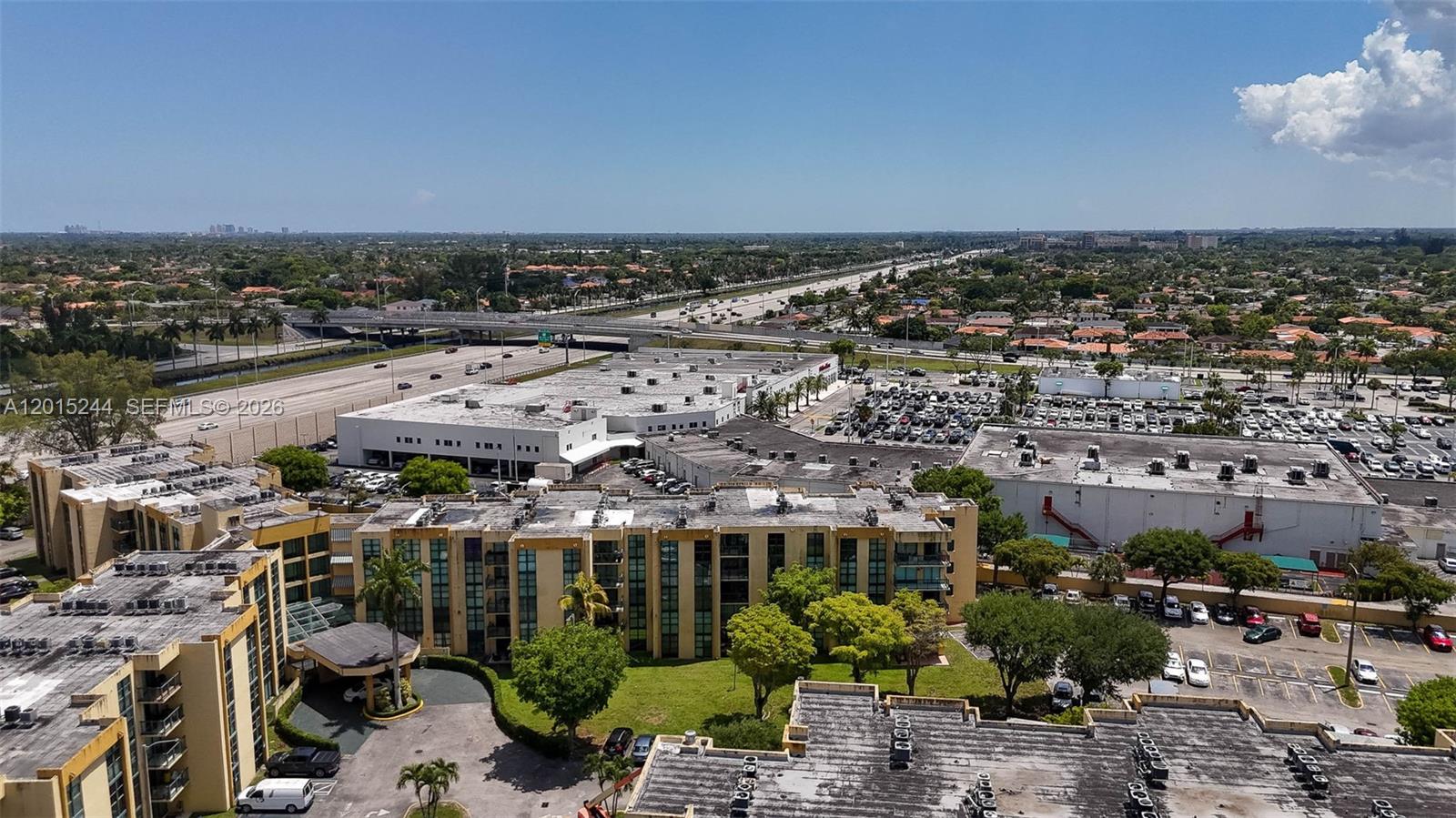 11790 SW 18th St # 3 Unit: 524-3
