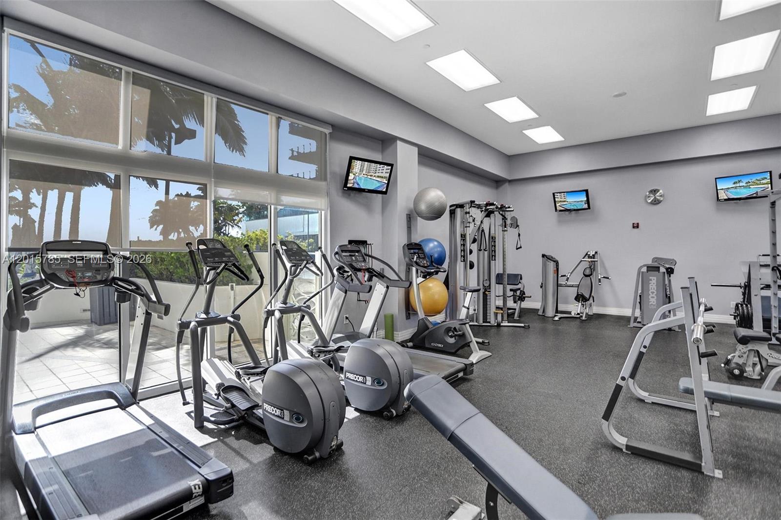 6917 Collins Ave # 503