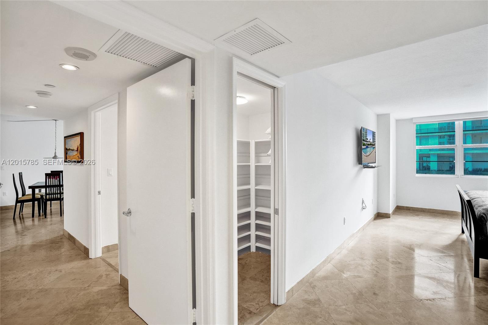 6917 Collins Ave # 503