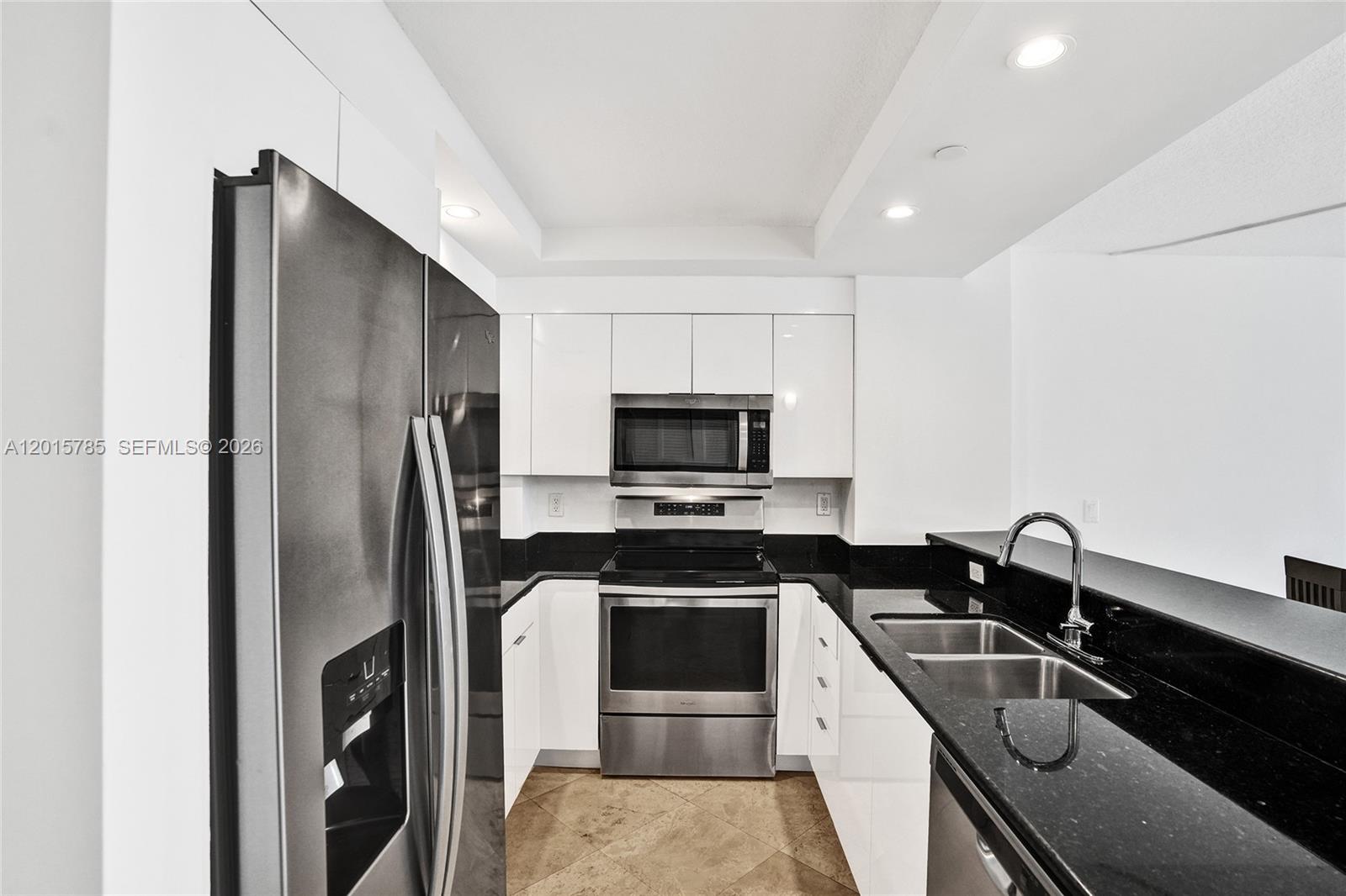 6917 Collins Ave # 503