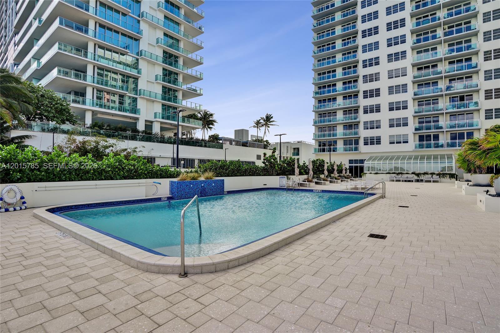 6917 Collins Ave # 503