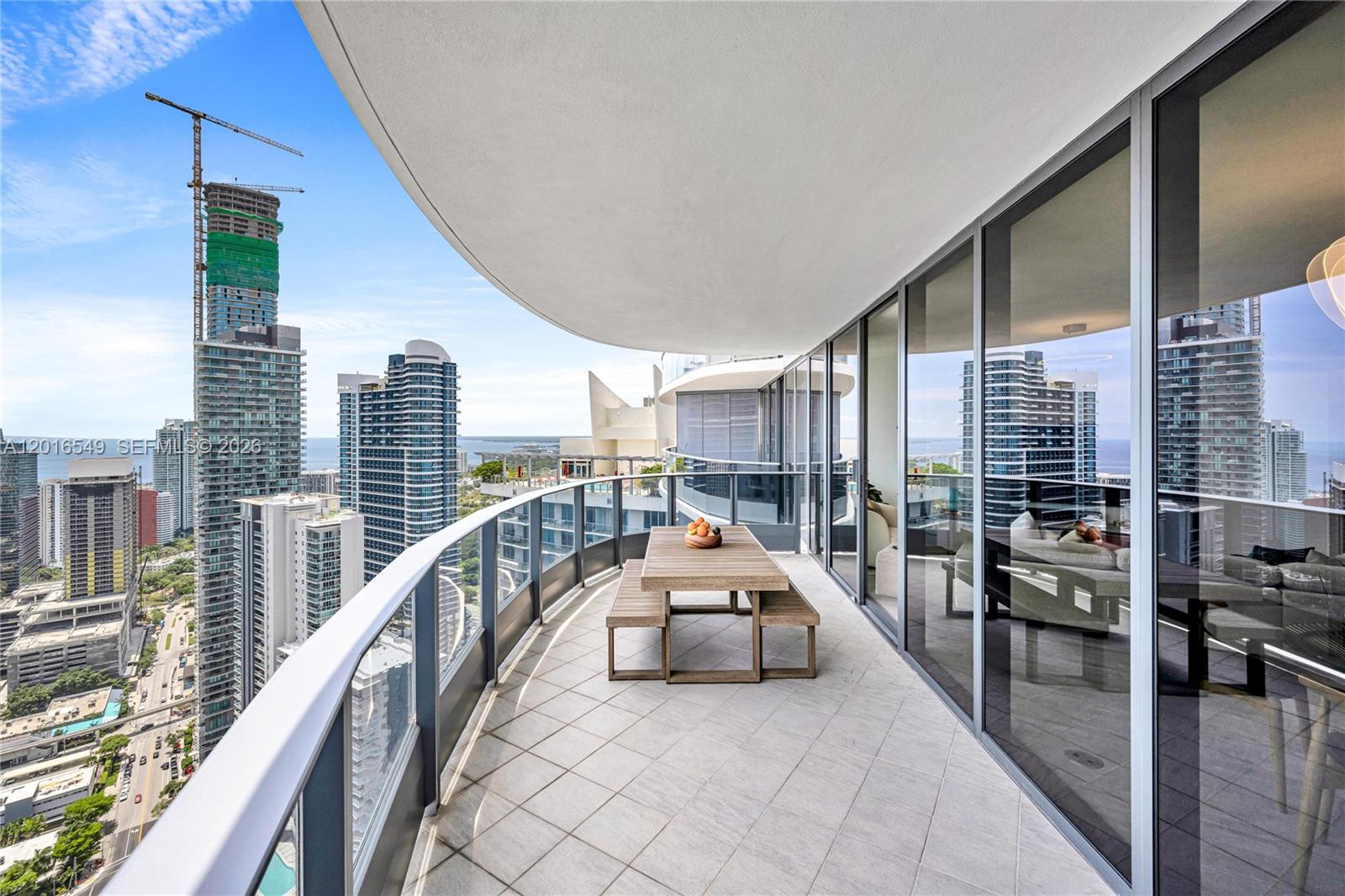 1000 Brickell Plz # 4601