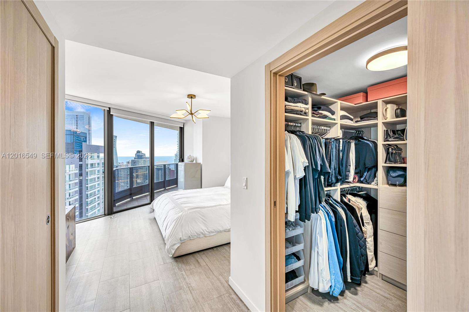 1000 Brickell Plz # 4601