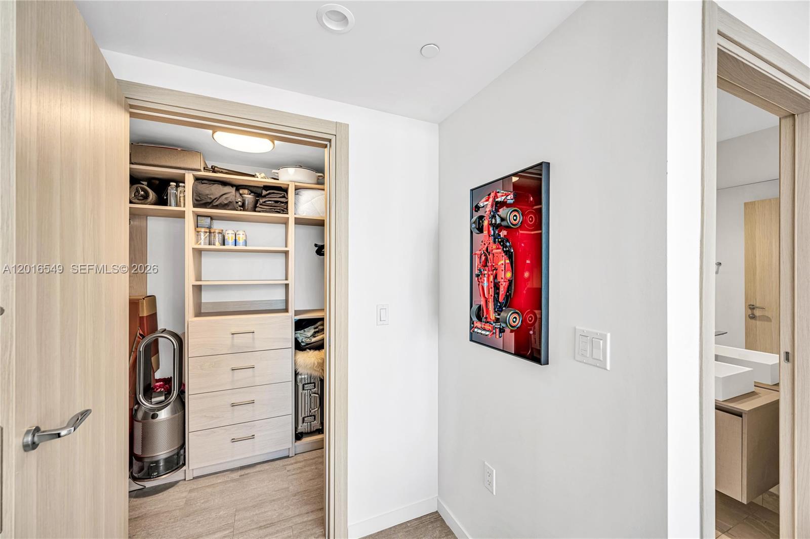 1000 Brickell Plz # 4601