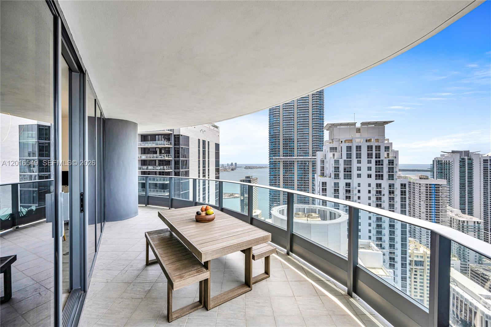 1000 Brickell Plz # 4601