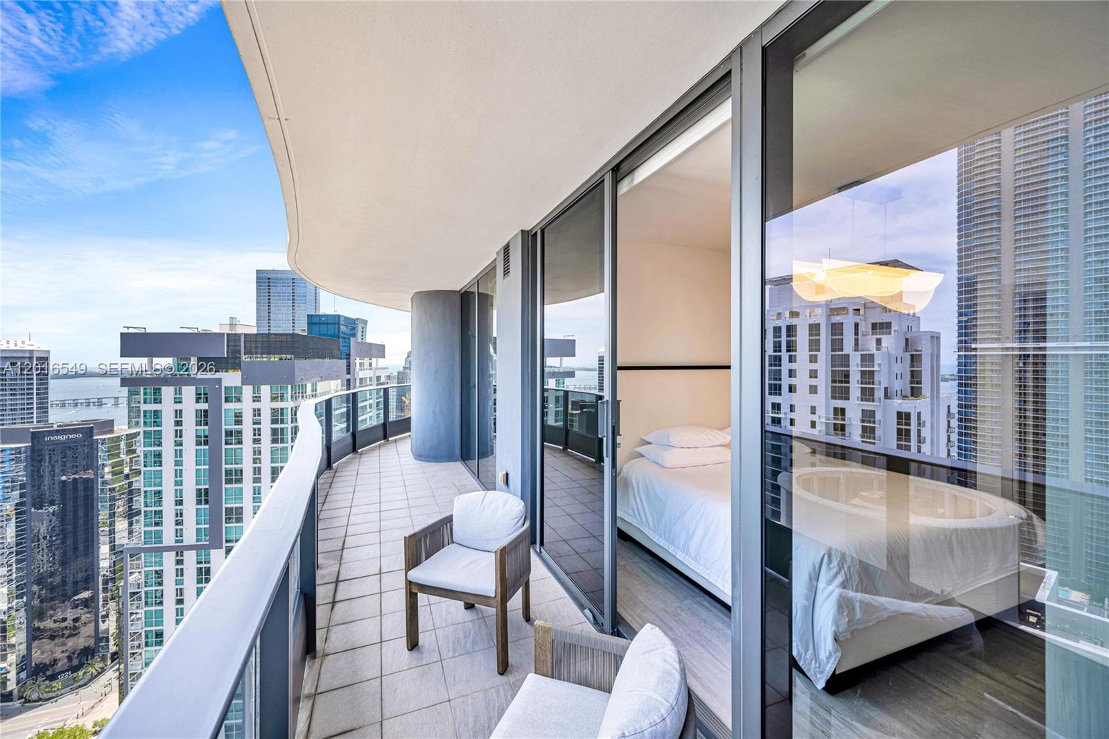 1000 Brickell Plz # 4601