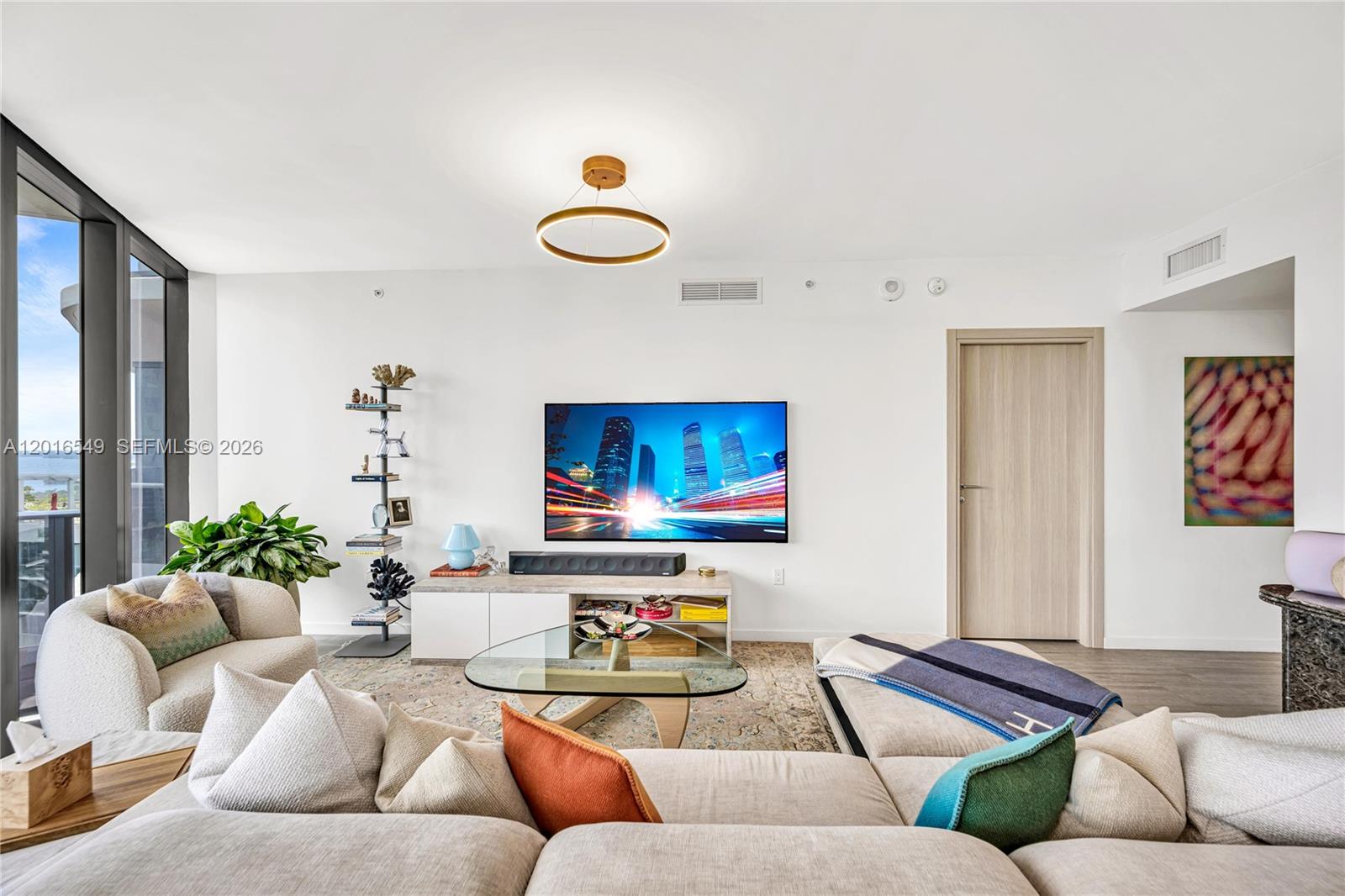1000 Brickell Plz # 4601