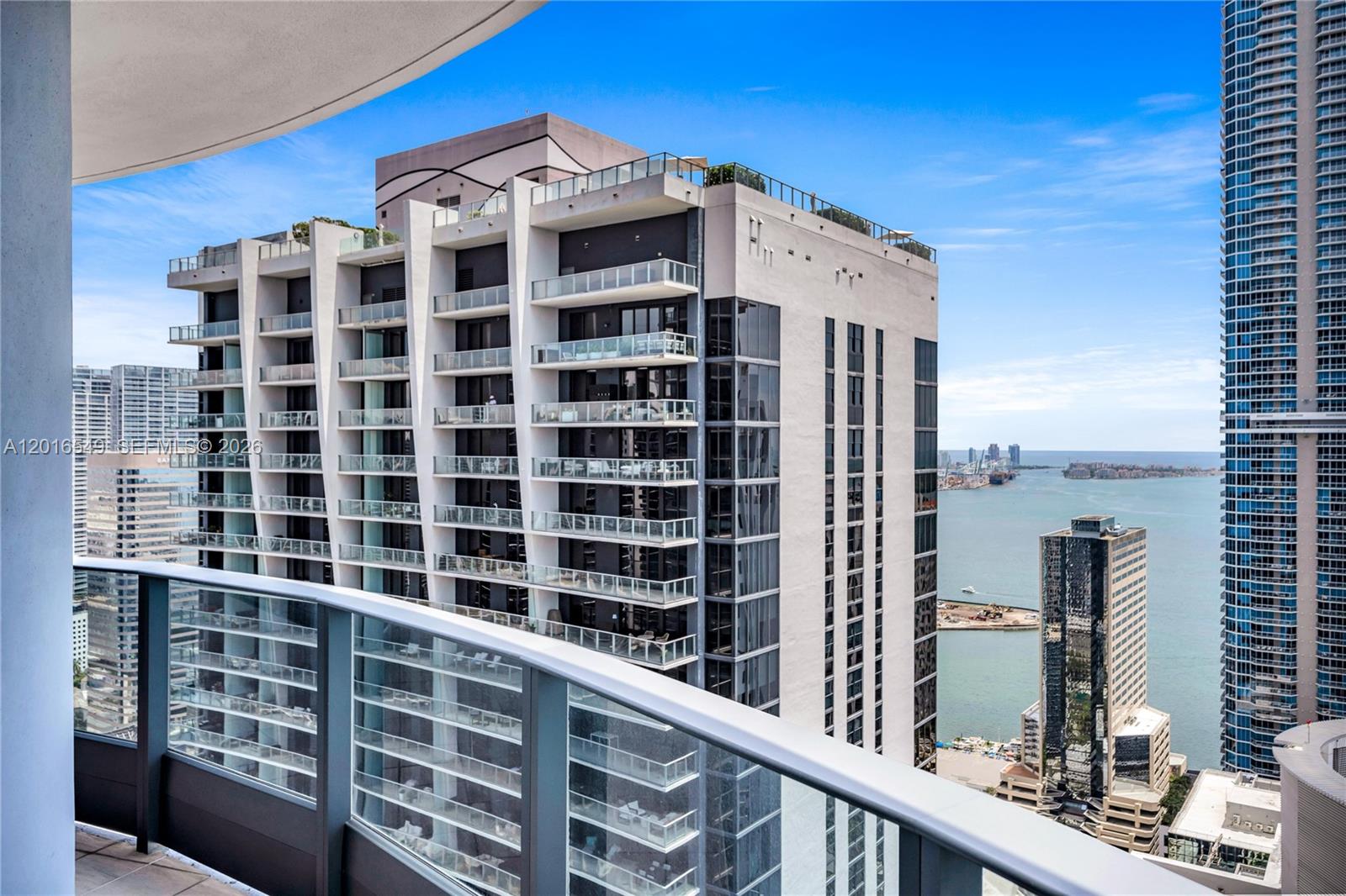 1000 Brickell Plz # 4601