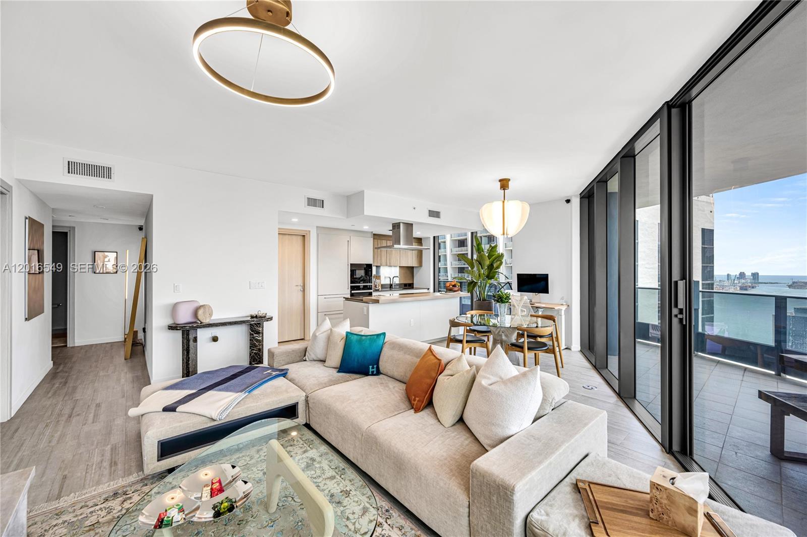 1000 Brickell Plz # 4601