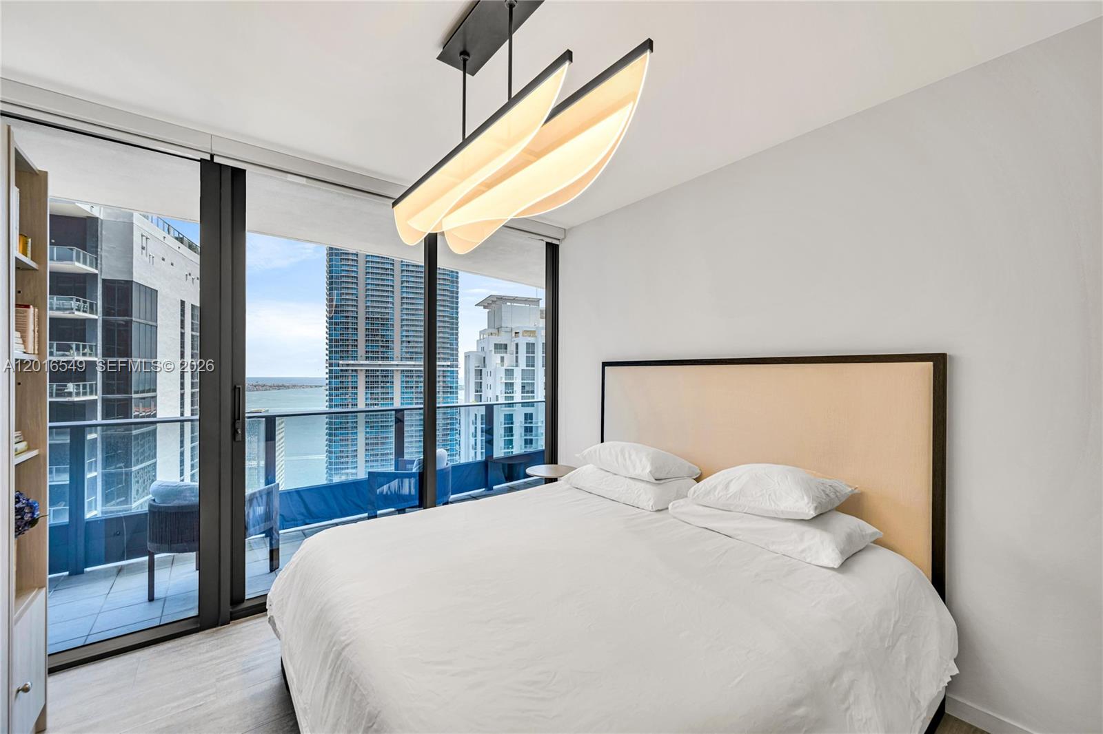 1000 Brickell Plz # 4601