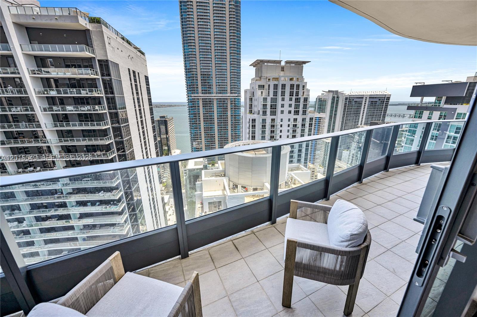 1000 Brickell Plz # 4601