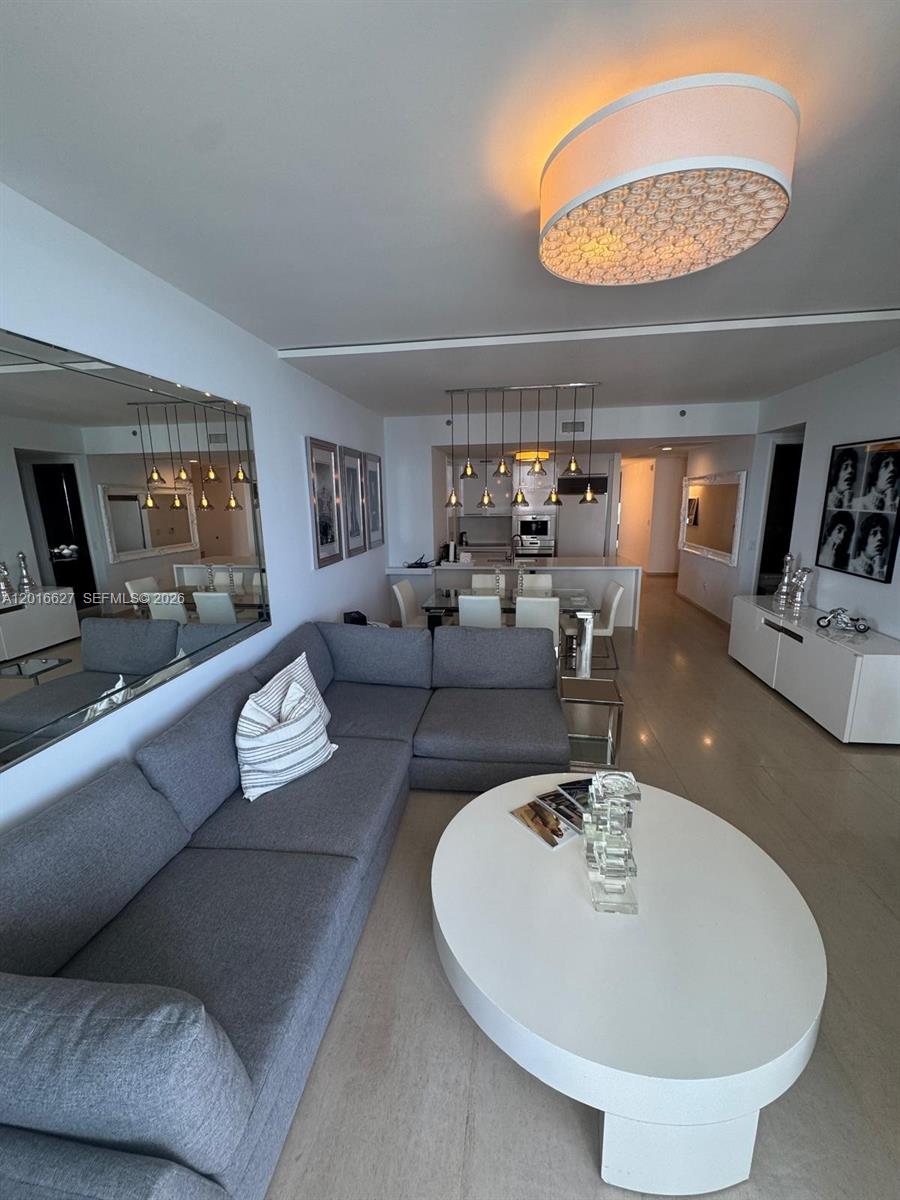 16001 Collins Ave # 1002