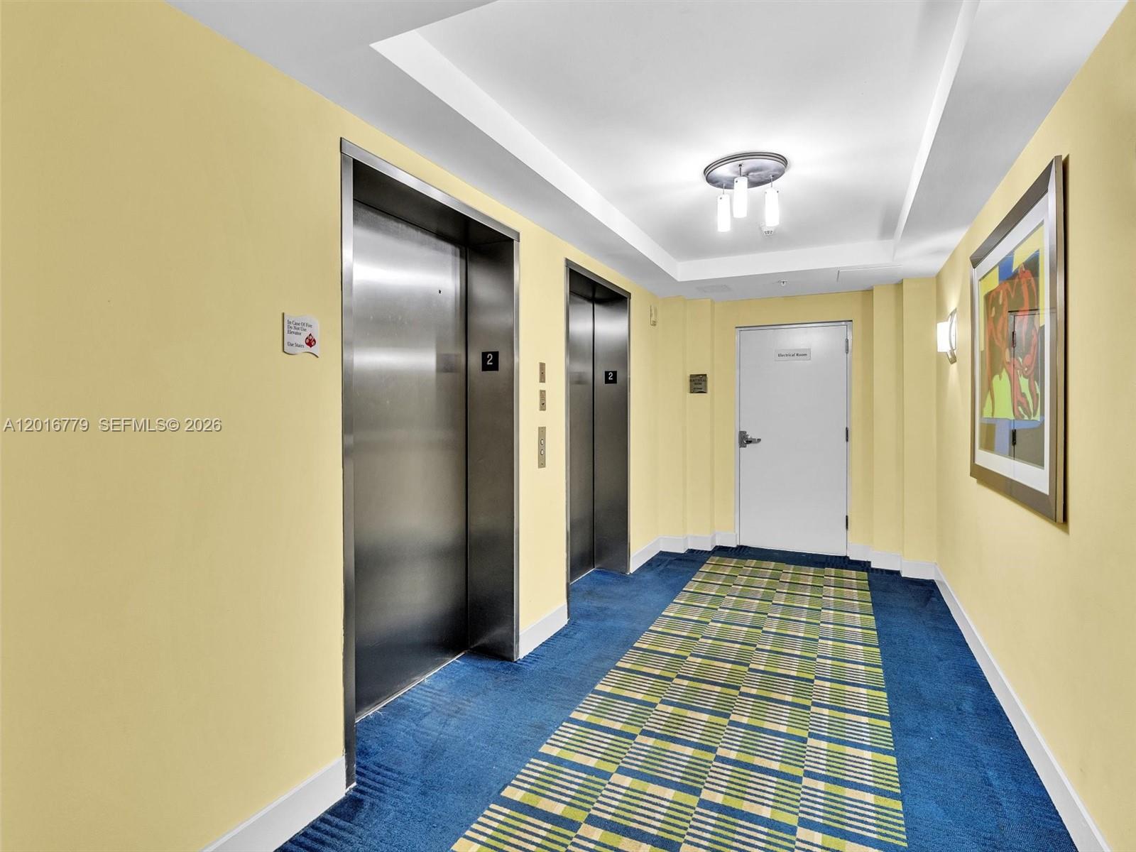 2000 N Bayshore Dr # 220