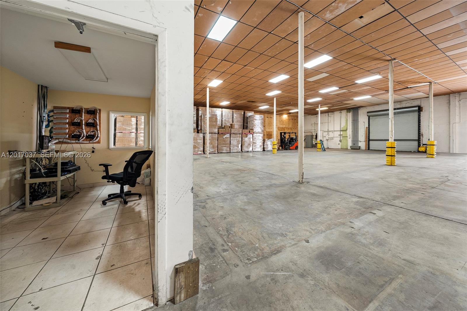 1930 N 30th Road Warehouse + Office