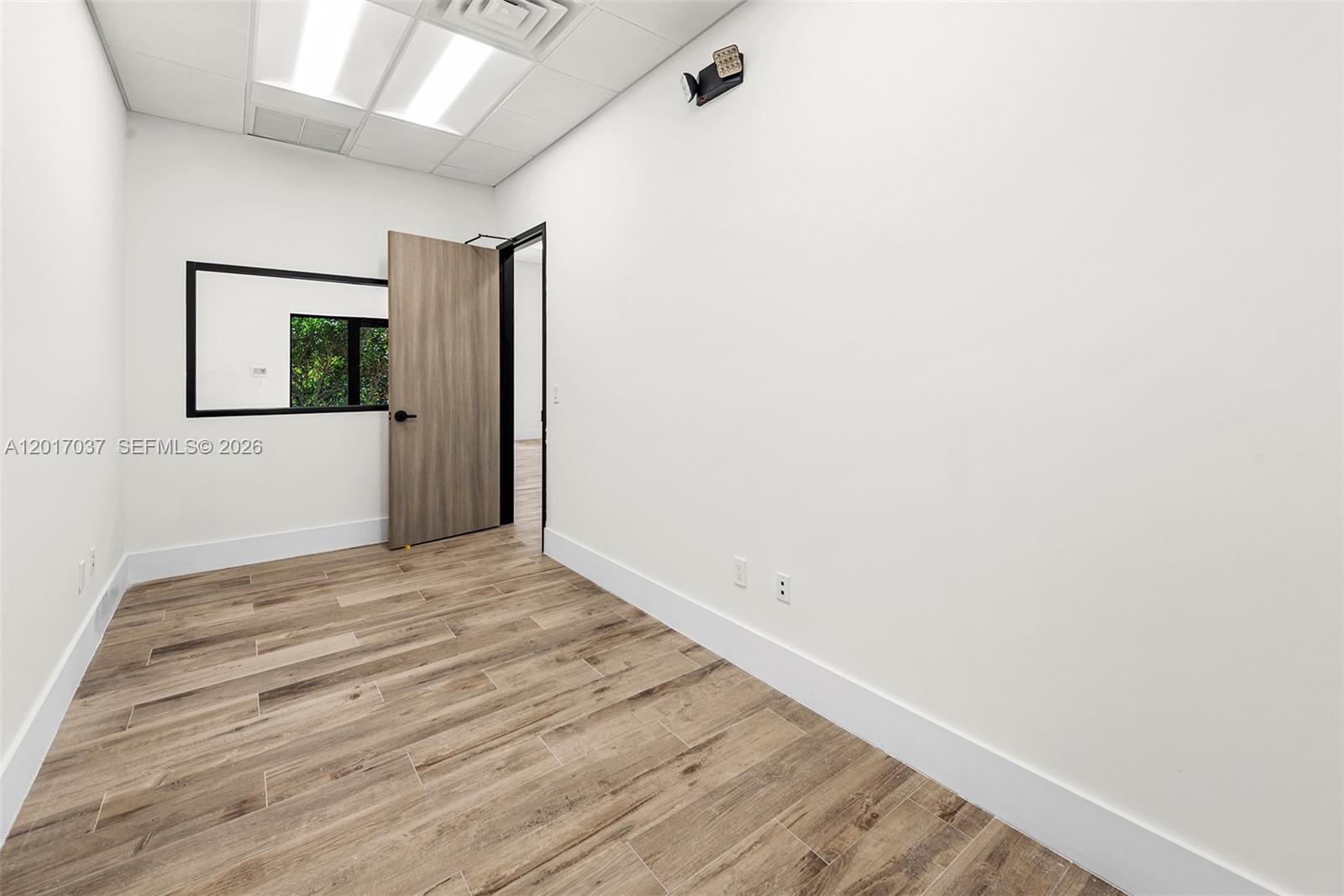 1930 N 30th Road Warehouse + Office