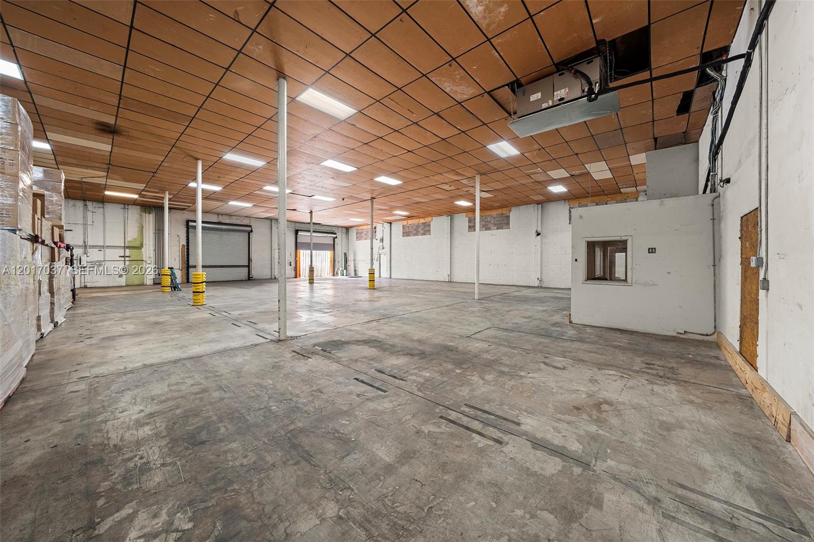 1930 N 30th Road Warehouse + Office
