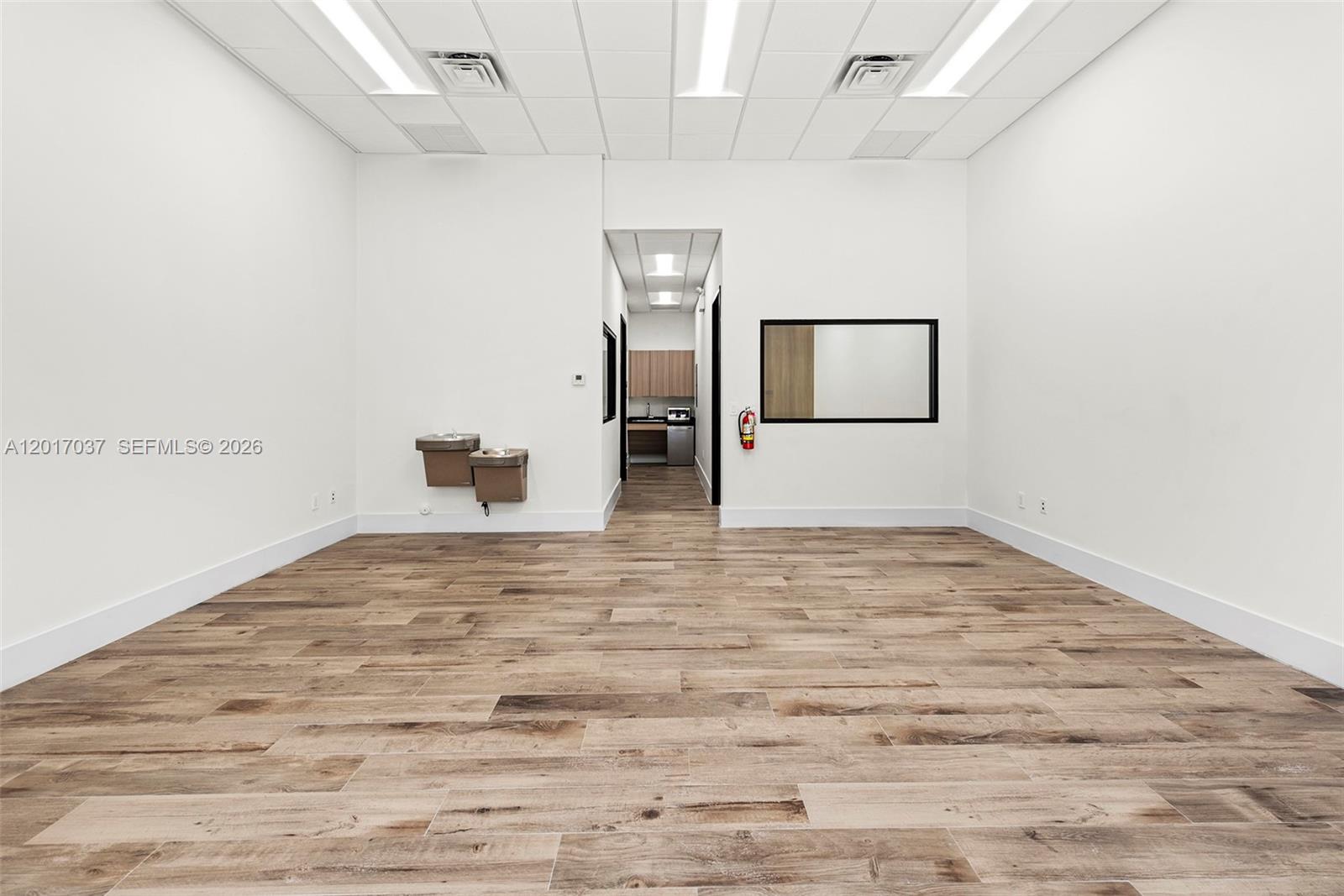 1930 N 30th Road Warehouse + Office
