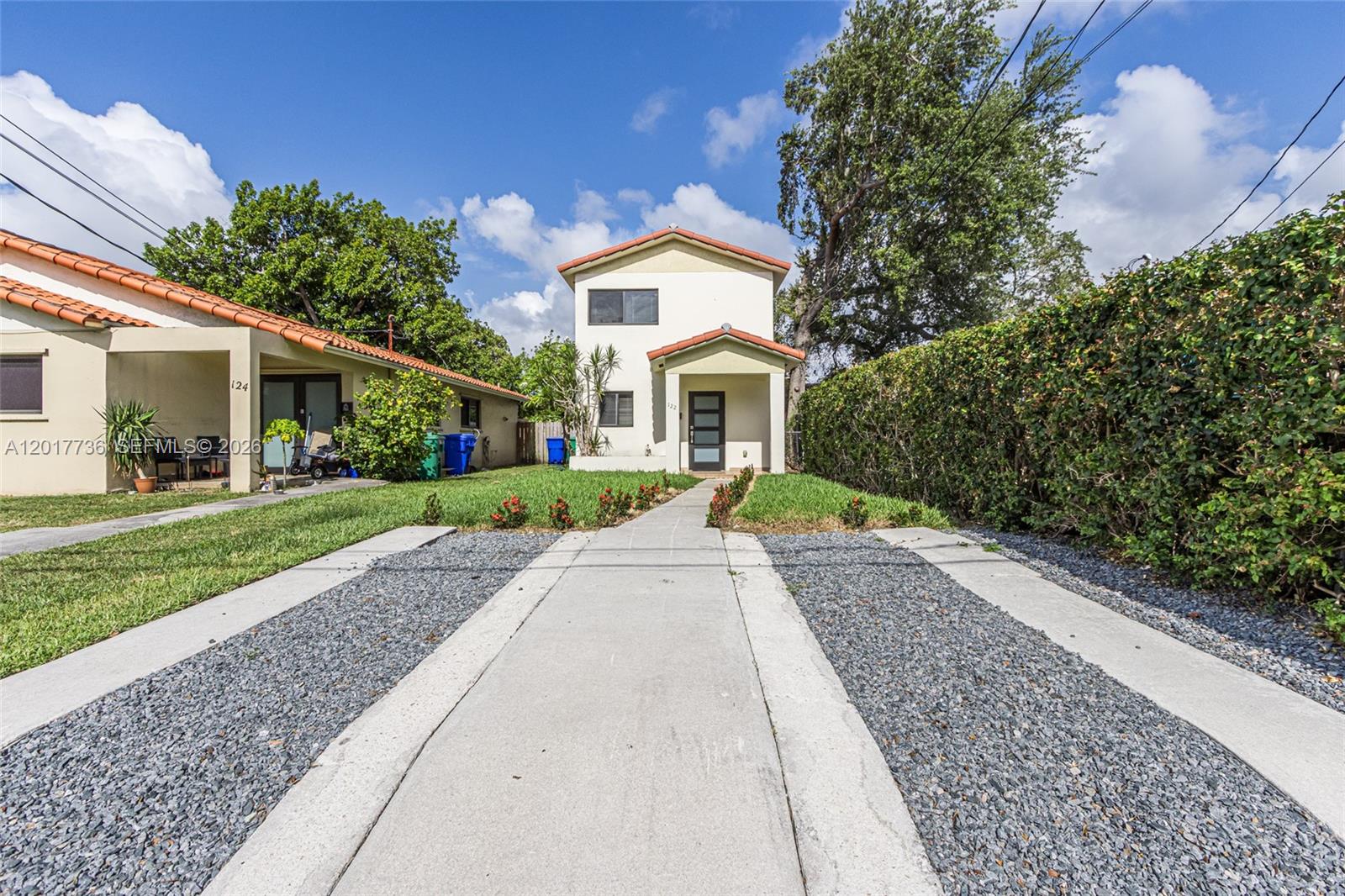 122 SW 56th Ave