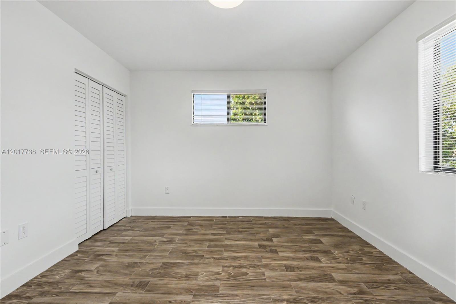 122 SW 56th Ave