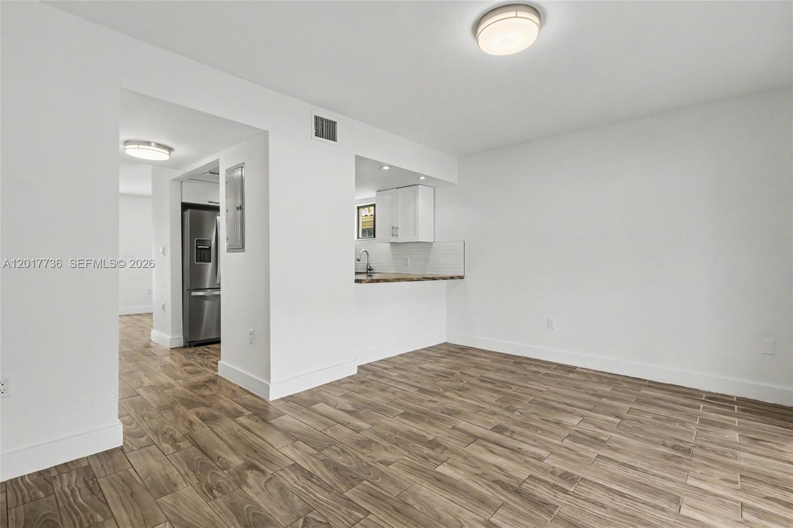 122 SW 56th Ave