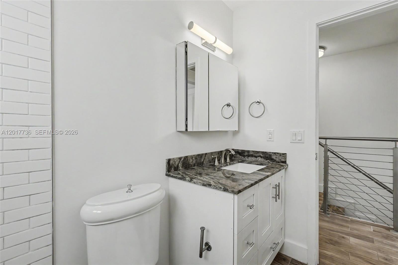 122 SW 56th Ave