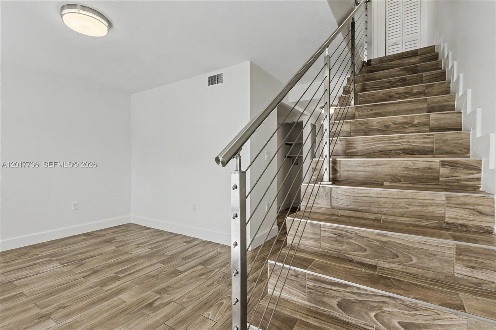 122 SW 56th Ave