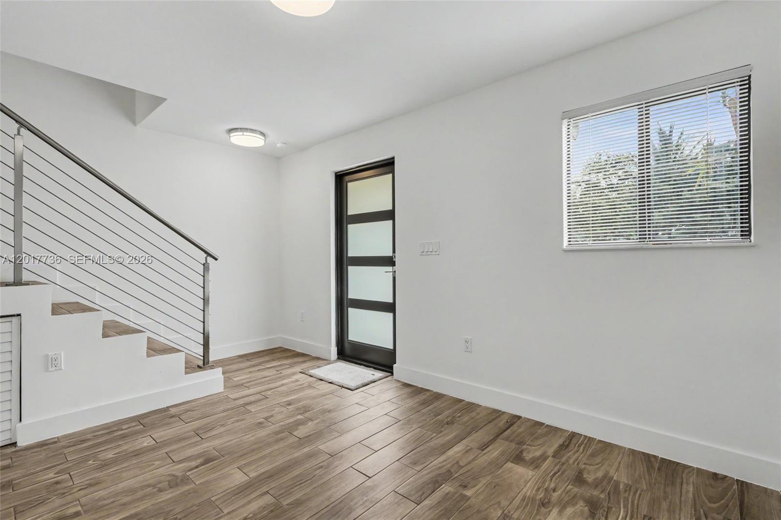 122 SW 56th Ave