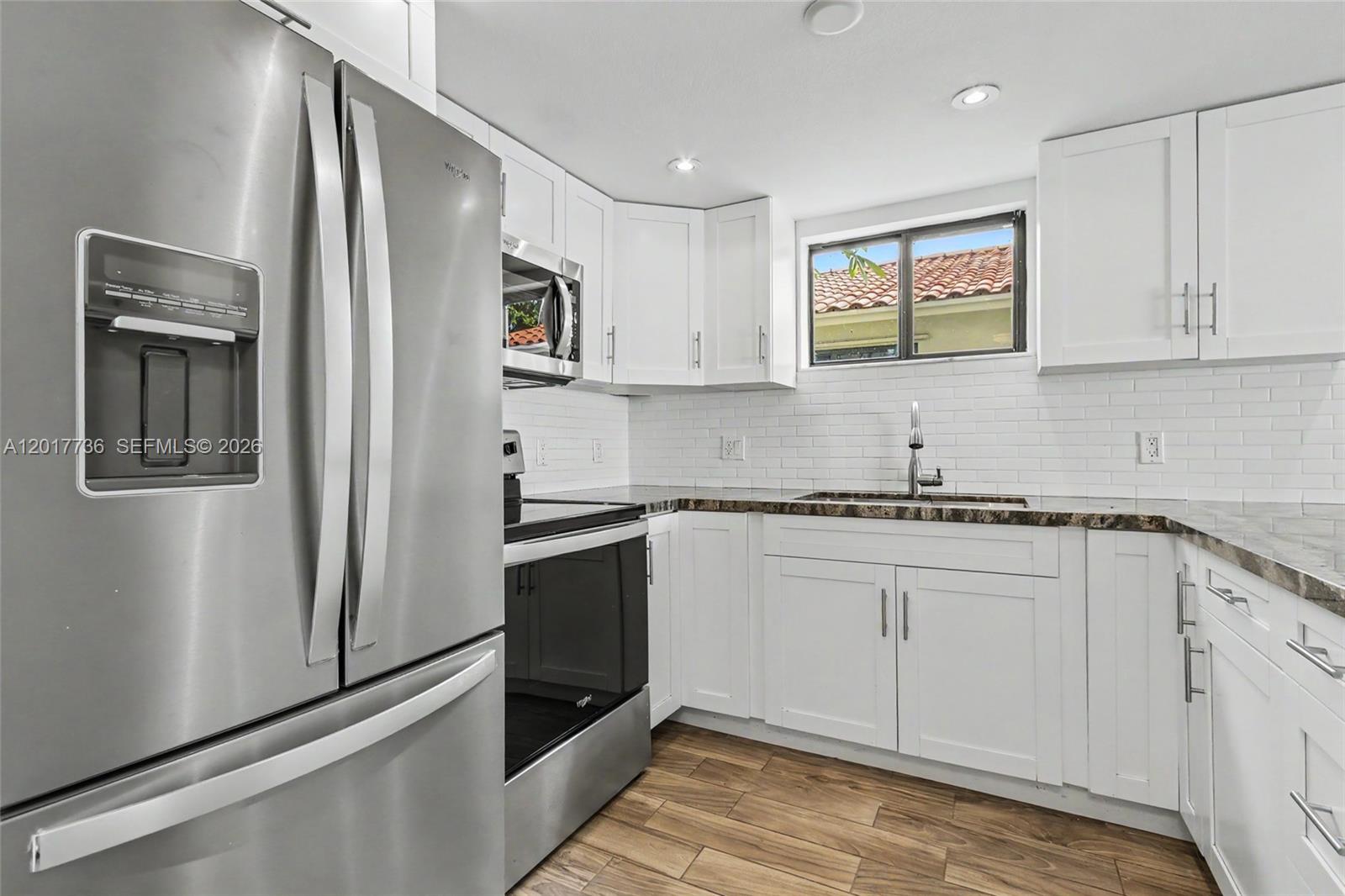 122 SW 56th Ave