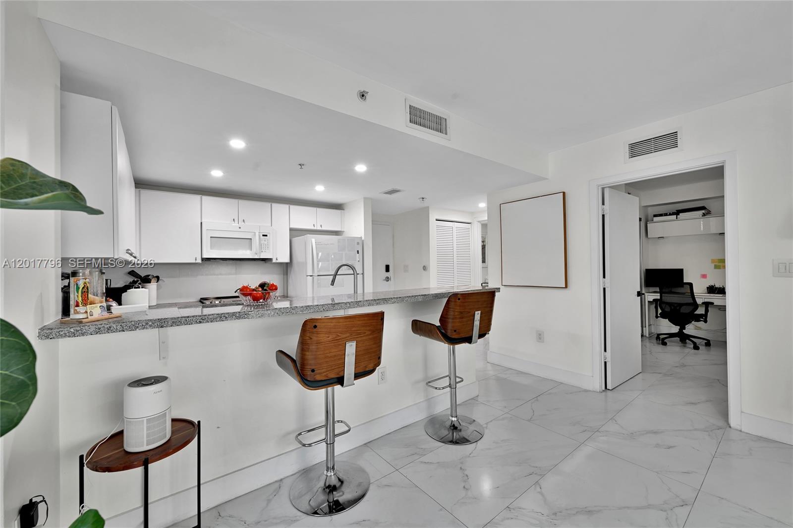 2740 SW 28th Ter # 202