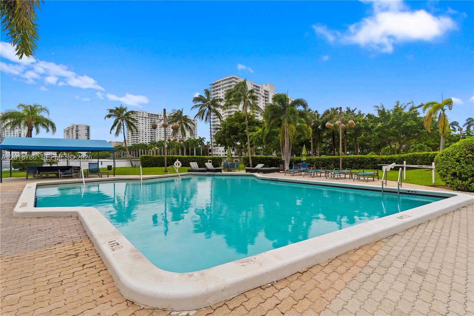 18151 NE 31st Ct # 305