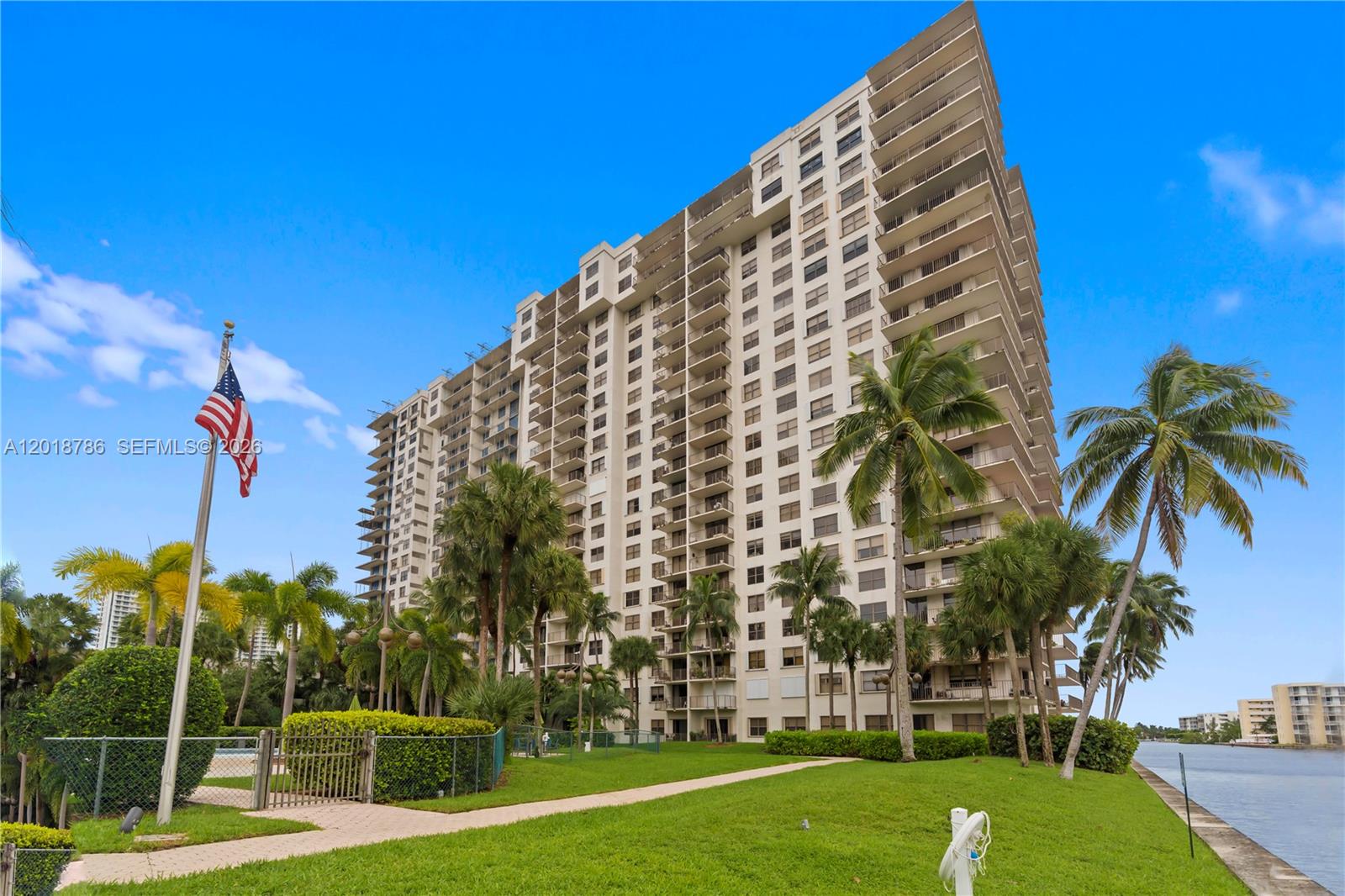 18151 NE 31st Ct # 305